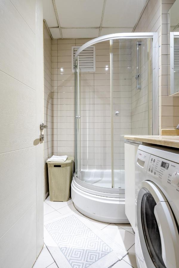 דירות איסטמבול Cozy Flat Near Nisantasi And Trendy Attractions מראה חיצוני תמונה